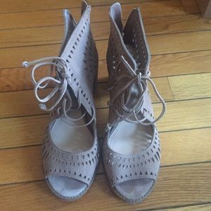 Vince Camino Heeled Sandals size 8